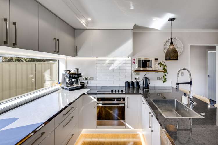 38a Warwick Crescent Taradale_5