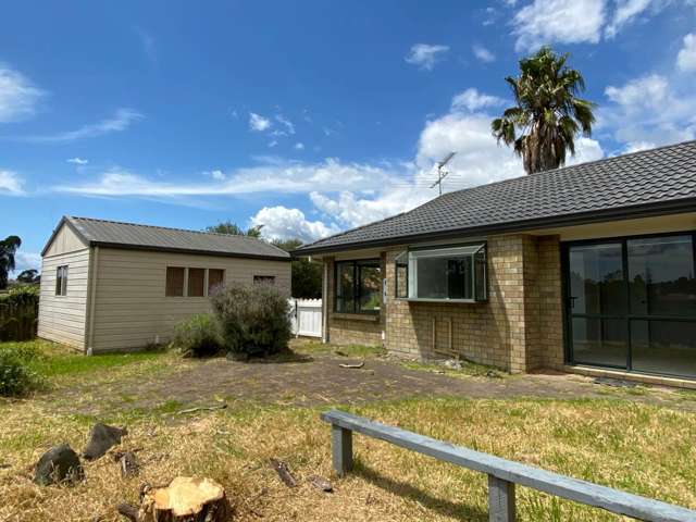 207 Burswood Drive Pakuranga Heights_1