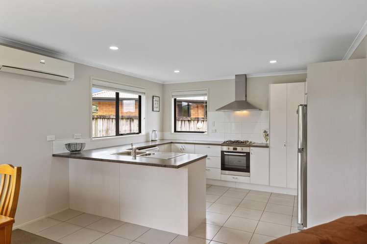 16 Edward Street Grandview Heights_3