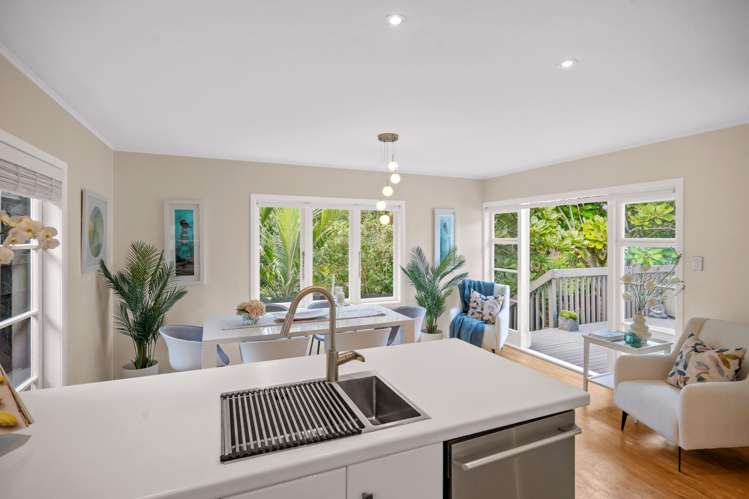 20c Howe Street Howick_15