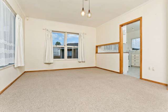 4/12 Raines Avenue Forrest Hill_3