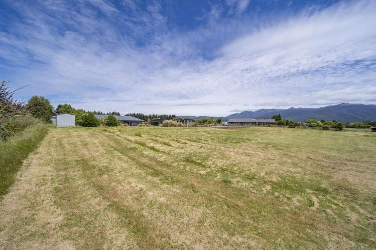 Lot 1/19 Bradley Court Te Anau_7