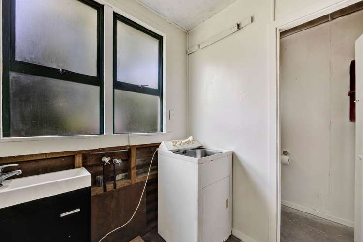 33 Ngatai Street Manaia_16