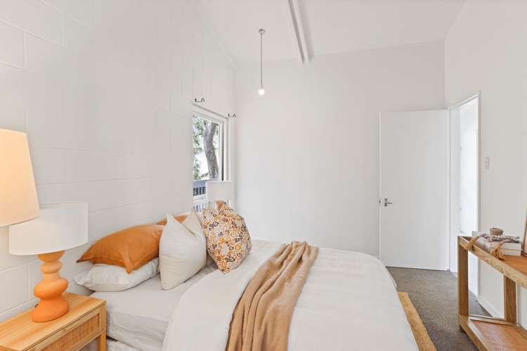 7 /25 Winchester Street Merivale_33