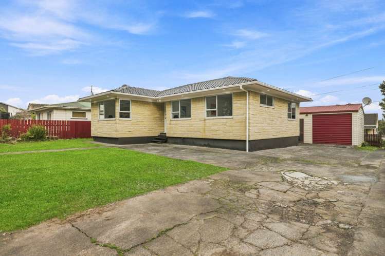 93 Flat Bush Road Clover Park_14