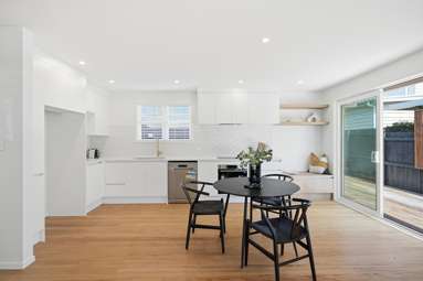 1/3 Hallam Street_4