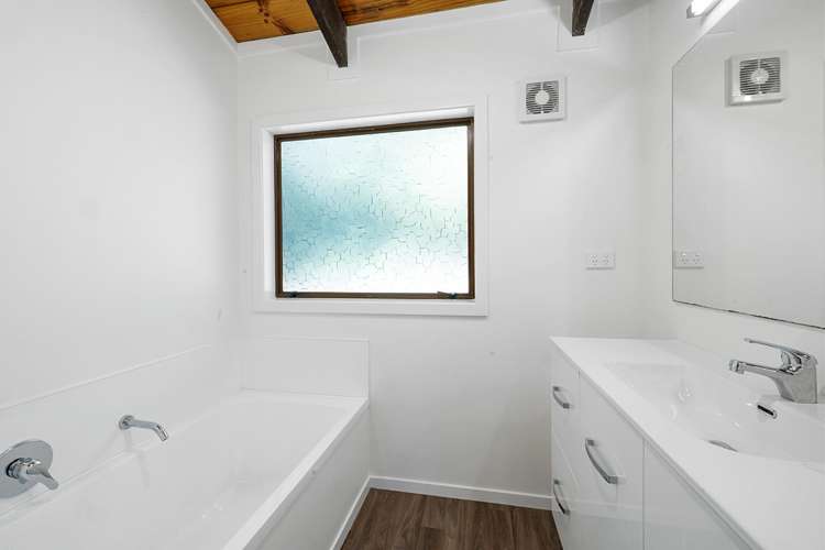 497 Devon Street West Blagdon_17