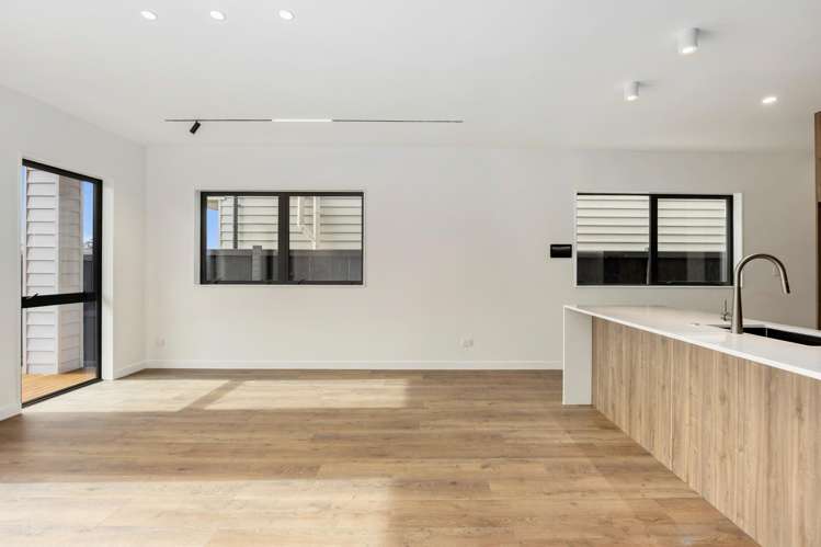 329 Te Taruna Drive Orewa_8