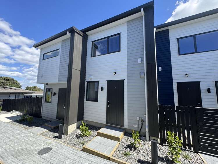 2/17 Barneys Farm Road Clendon Park_21