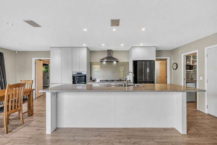 72 Jellicoe Drive Hamilton East_10