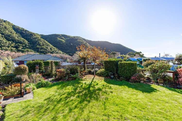 16 Huia Street Waikawa Picton_1