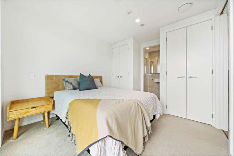 201/64 Great South Road Epsom_13