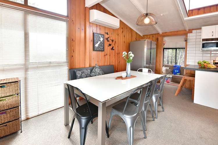 328 Whangaparaoa Road Stanmore Bay_6