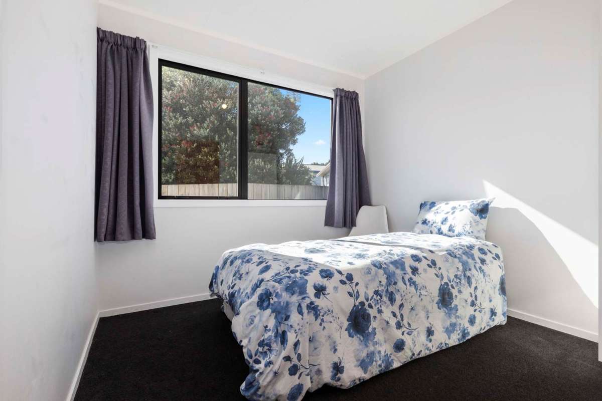 18A Booth Crescent_3