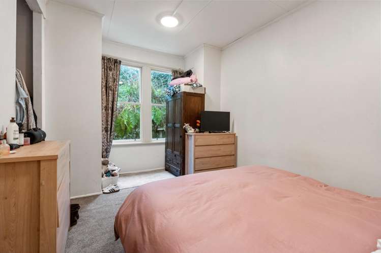 6 Macbeth Street Caversham_17