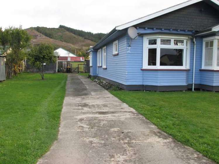 51 Church Street Reefton_5