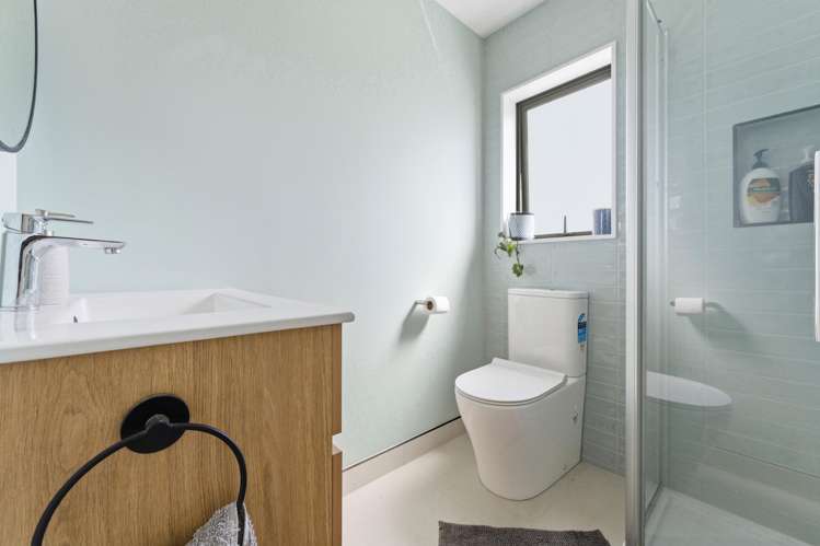 2/314 Royal Road Massey_9