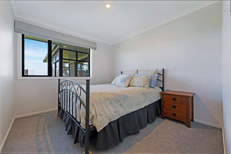 597 No 7 Road Springdale_8