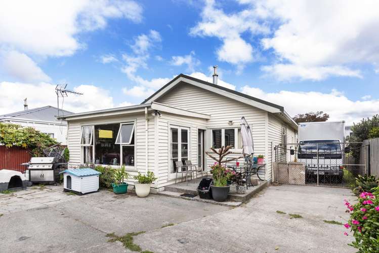 659 Ferry Road Woolston_2