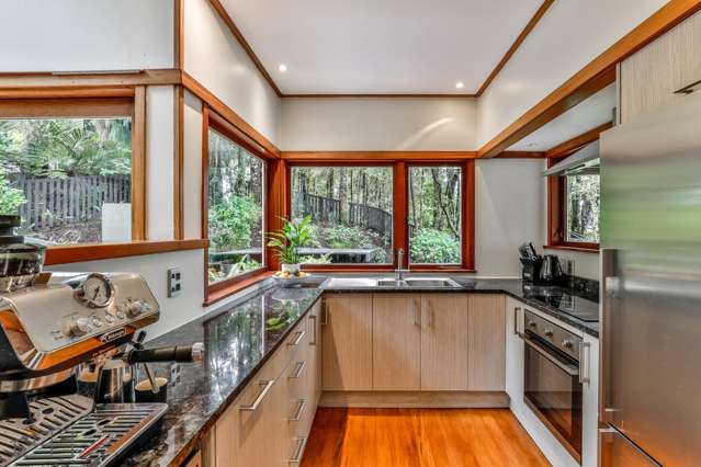 33 Kauri Loop Road Oratia_4