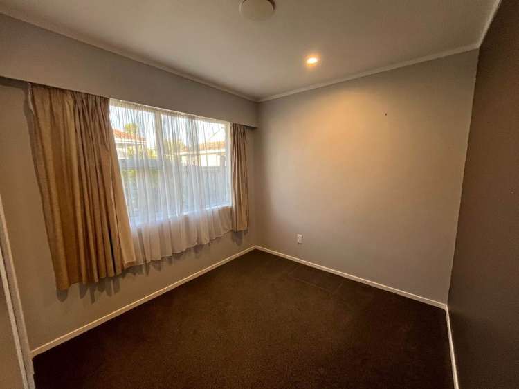 1/83 Glendale Road Glen Eden_13