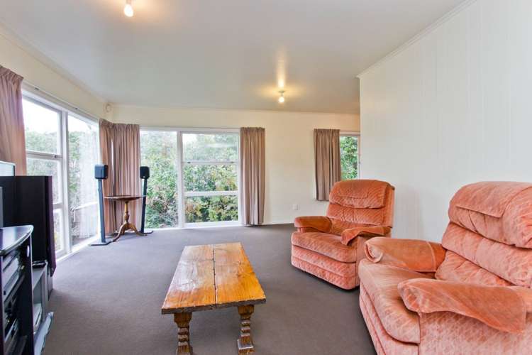 187 Golf Road Titirangi_6