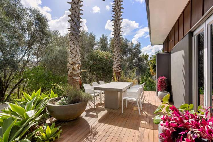 17 Governors Heights Whangamata_19