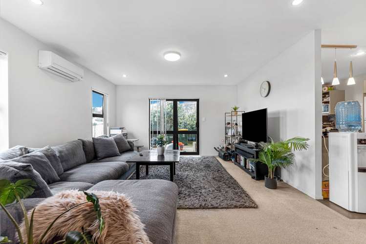 24 McKittrick Avenue Flat Bush_4