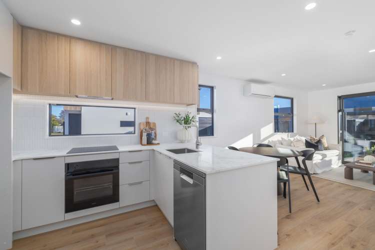 3/232 Geraldine Street Edgeware_1