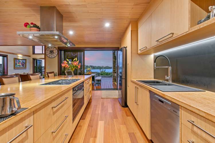 177 Welcome Bay Road Welcome Bay_9