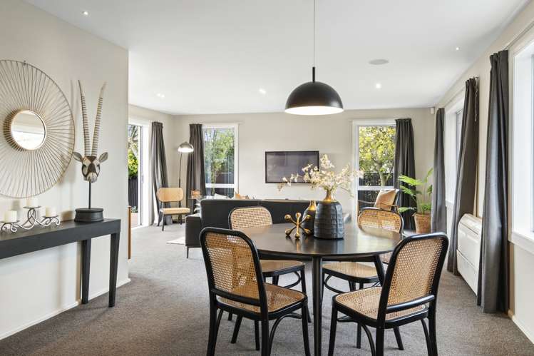 56 Gilberthorpes Road Hei Hei_8