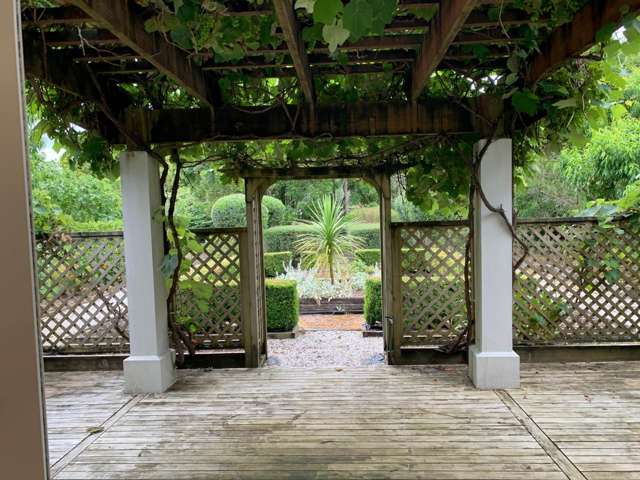 69 Croft Lane Riverhead_4