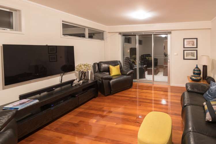 8 Montgomery Crescent Cockle Bay_22