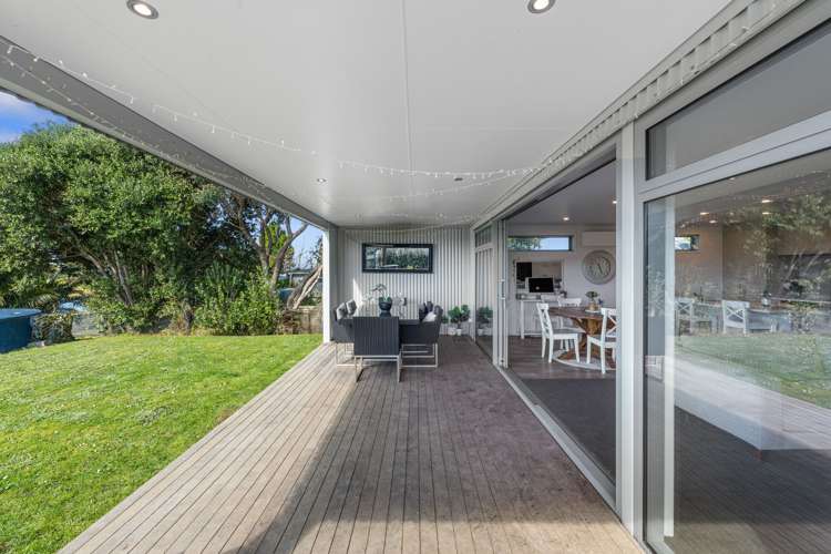 1158 East Coast Road Whakatiwai_14