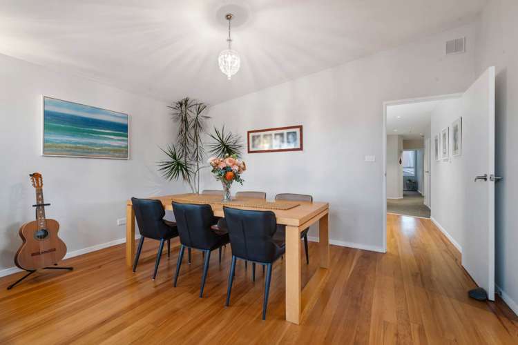 12 Luplau Crescent Cockle Bay_15