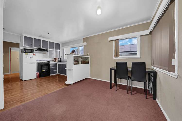 2/116 Wallace Road_4