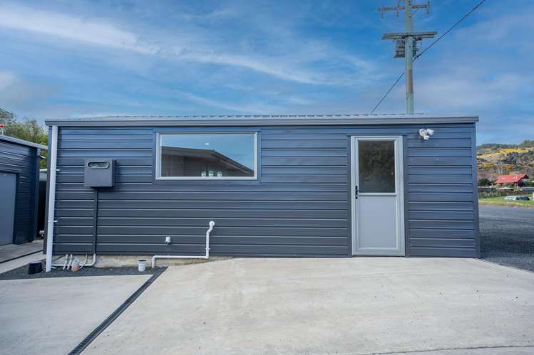 9 George Street Waihola_27