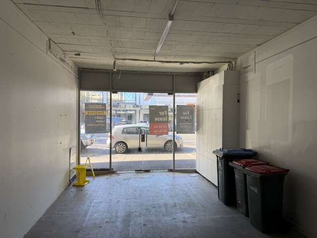 Three Lamps Retail Opportunity