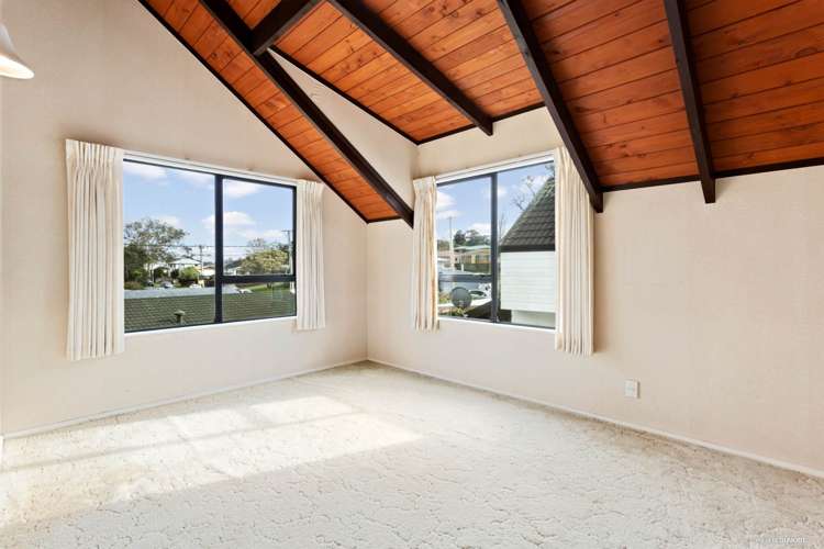 2/4 Manuka Road Glenfield_8