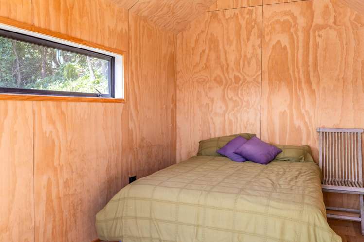 22 Wharf Road Ostend_27