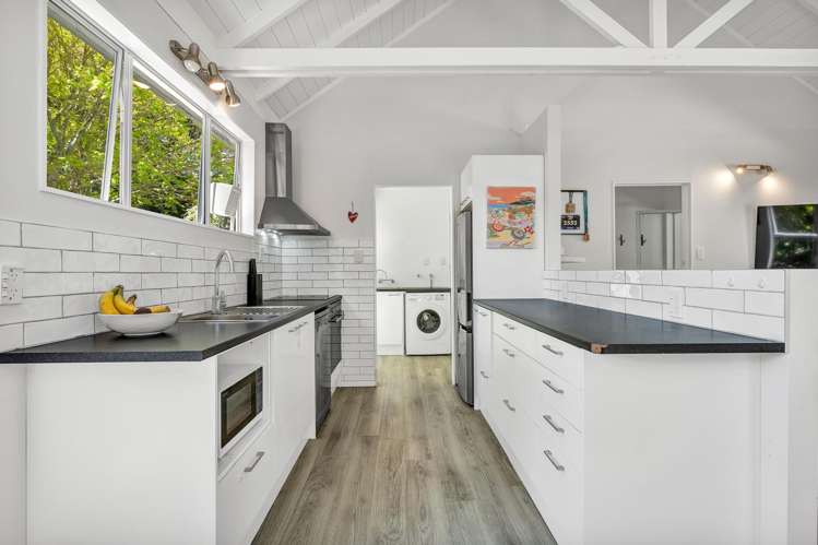 28A Riversdale Drive Merrilands_7