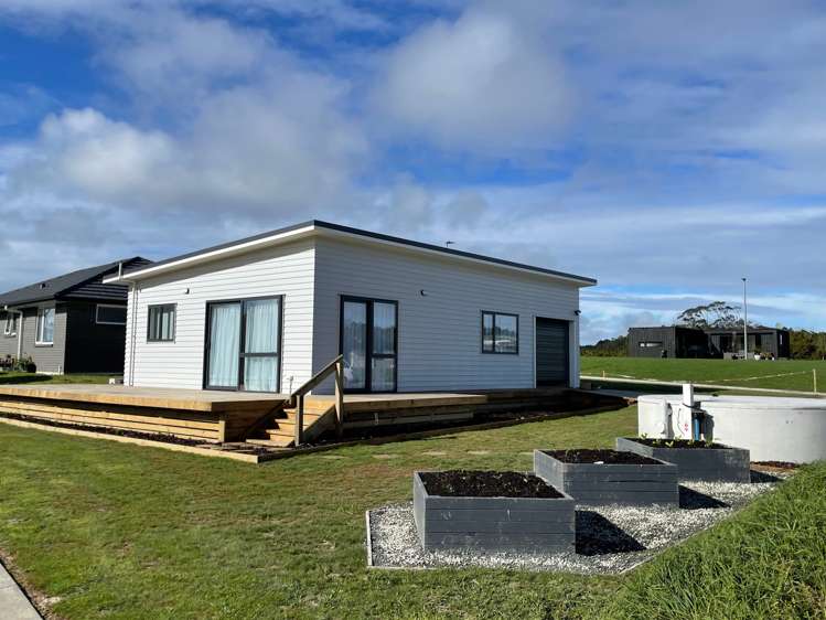 7 Manaaki Circle Paparoa_0