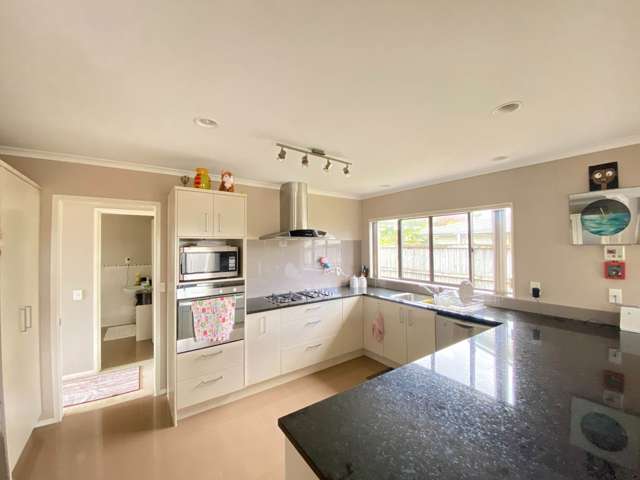 7 Briar Vale Place Flat Bush_2