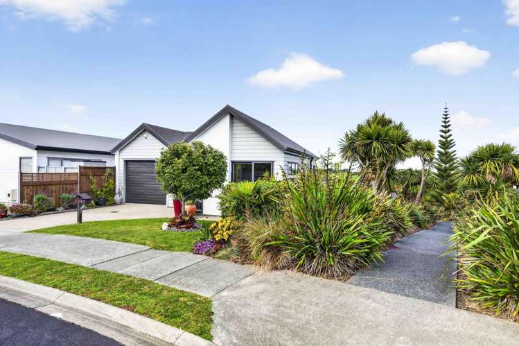 19 Barcliff Terrace Gulf Harbour_18