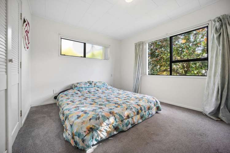 12 Kearney Place Massey_12