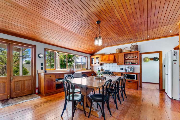 77 Covent Drive Stoke_19