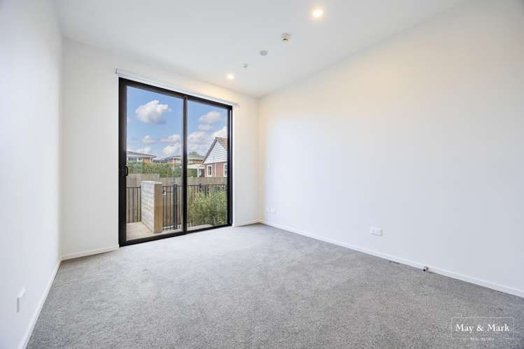 G04/1A Kings Road Mount Roskill_12