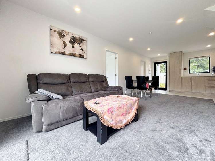 3/3 Matata Pl Dallington_6