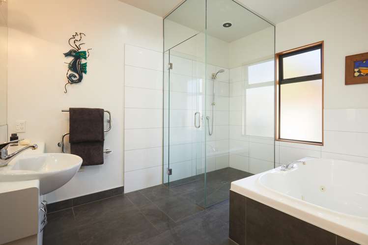 12 Cherrywood Park Springlands_8