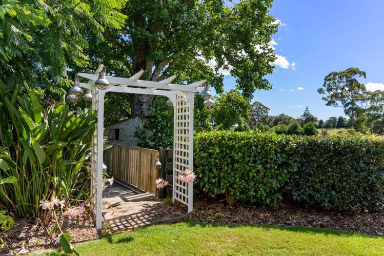 34 Shady Lane Welcome Bay_26